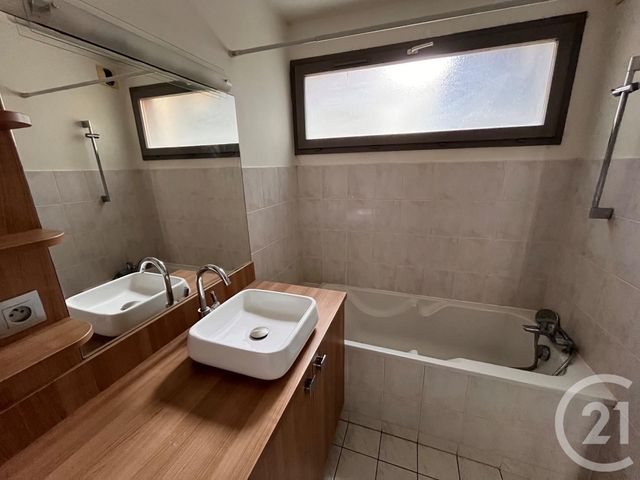 Appartement T3 &agrave; vendre - 3 pi&egrave;ces - 70,86 m2 - Besancon - 25 - FRANCHE-COMTE