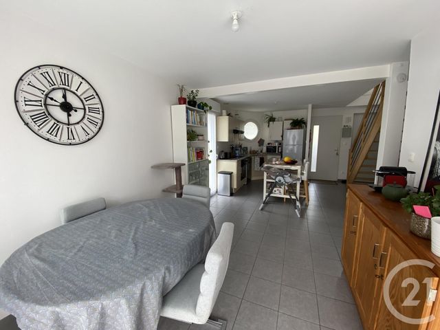 Maison &agrave; louer - 4 pi&egrave;ces - 93,61 m2 - Ecole Valentin - 25 - FRANCHE-COMTE