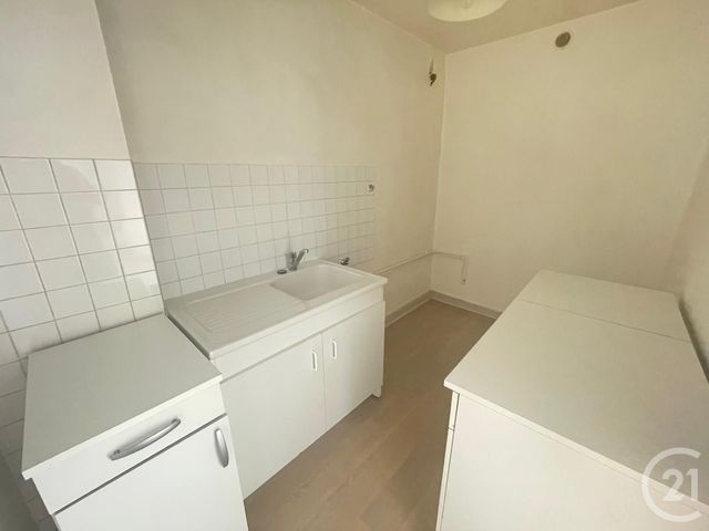 Appartement F2 &agrave; louer - 2 pi&egrave;ces - 38 m2 - Besancon - 25 - FRANCHE-COMTE