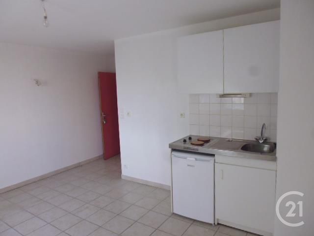 Appartement Studio &agrave; louer - 1 pi&egrave;ce - 21,26 m2 - Roche Lez Beaupre - 25 - FRANCHE-COMTE