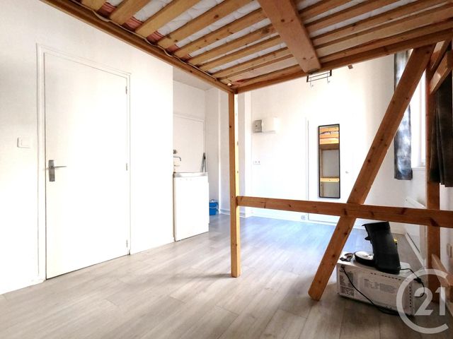 Appartement F1 &agrave; louer - 1 pi&egrave;ce - 16 m2 - Besancon - 25 - FRANCHE-COMTE