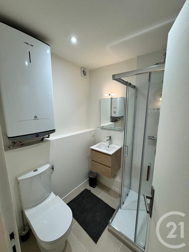 Appartement F1 &agrave; louer - 1 pi&egrave;ce - 13,51 m2 - Besancon - 25 - FRANCHE-COMTE