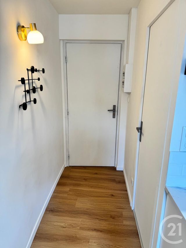 Appartement F1 &agrave; louer - 1 pi&egrave;ce - 13,51 m2 - Besancon - 25 - FRANCHE-COMTE