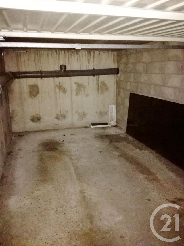 Parking &agrave; louer - 9 m2 - Besancon - 25 - FRANCHE-COMTE
