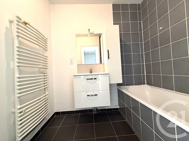 Appartement T3 &agrave; vendre - 3 pi&egrave;ces - 67,48 m2 - Besancon - 25 - FRANCHE-COMTE