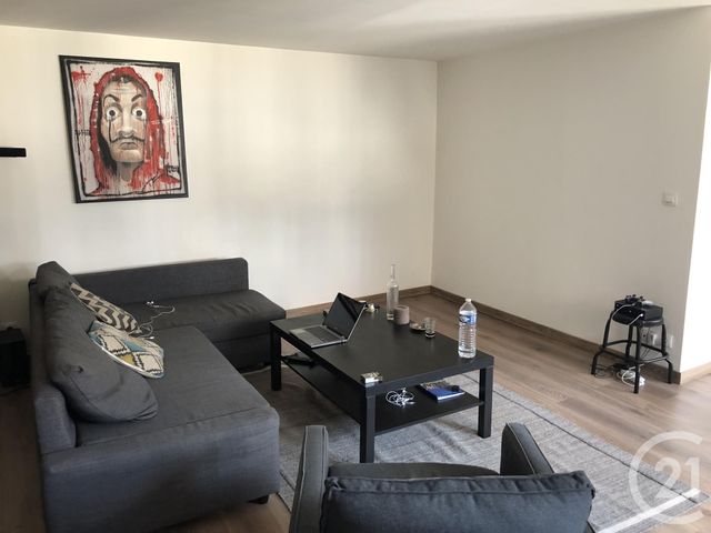 Appartement T3 &agrave; louer - 3 pi&egrave;ces - 74,52 m2 - Besancon - 25 - FRANCHE-COMTE