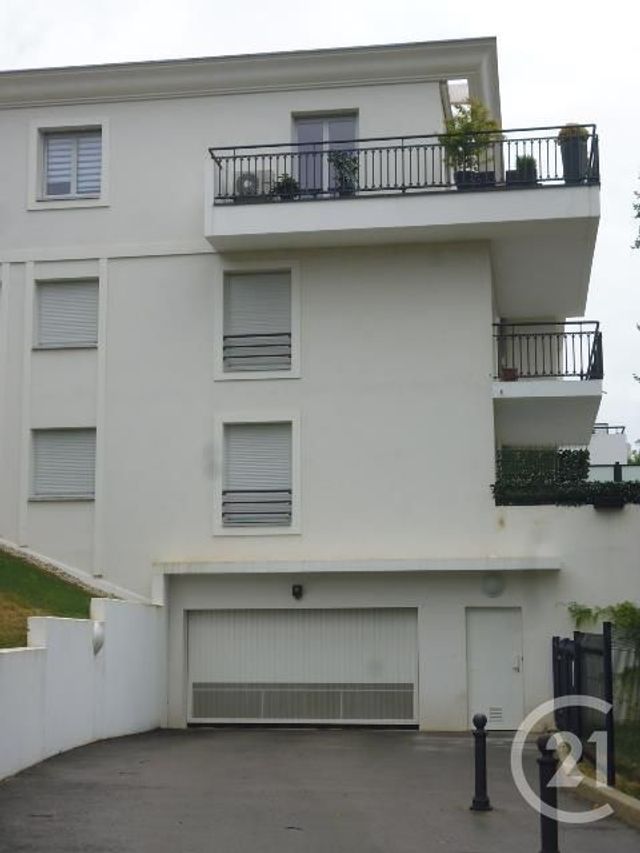 parking - BESANCON - 25
