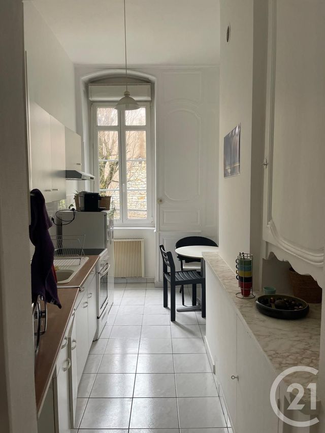 Appartement F1 &agrave; louer - 1 pi&egrave;ce - 31 m2 - Besancon - 25 - FRANCHE-COMTE
