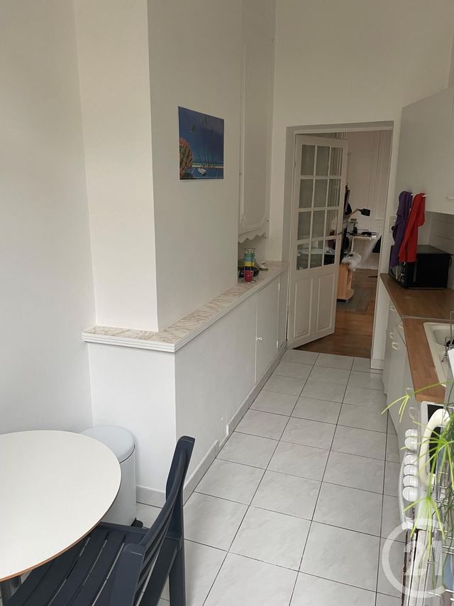 Appartement F1 &agrave; louer - 1 pi&egrave;ce - 31 m2 - Besancon - 25 - FRANCHE-COMTE