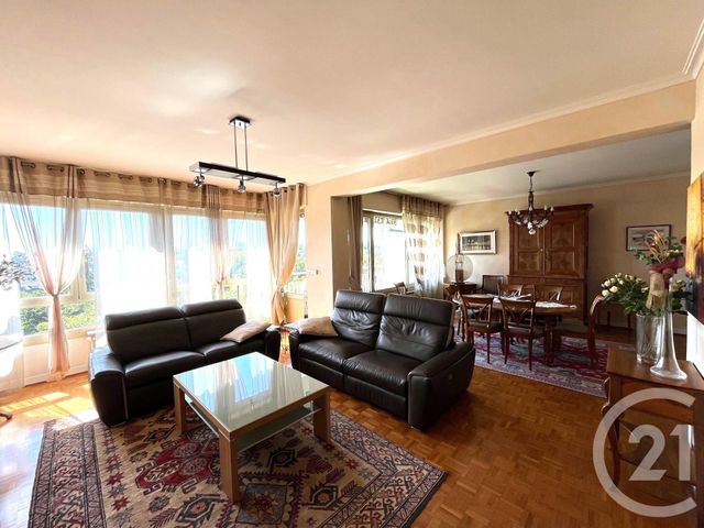 Appartement T4 &agrave; louer - 4 pi&egrave;ces - 109 m2 - Besancon - 25 - FRANCHE-COMTE
