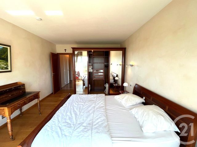 Appartement T4 &agrave; louer - 4 pi&egrave;ces - 109 m2 - Besancon - 25 - FRANCHE-COMTE
