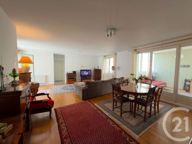 Appartement F3 bis &agrave; vendre - 4 pi&egrave;ces - 103,85 m2 - Besancon - 25 - FRANCHE-COMTE