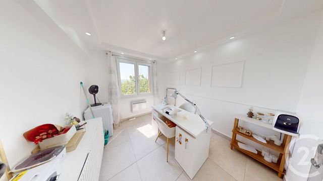 Appartement F4 &agrave; louer - 4 pi&egrave;ces - 65 m2 - Besancon - 25 - FRANCHE-COMTE