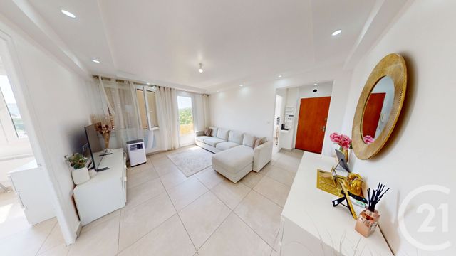 Appartement F4 &agrave; louer - 4 pi&egrave;ces - 65 m2 - Besancon - 25 - FRANCHE-COMTE