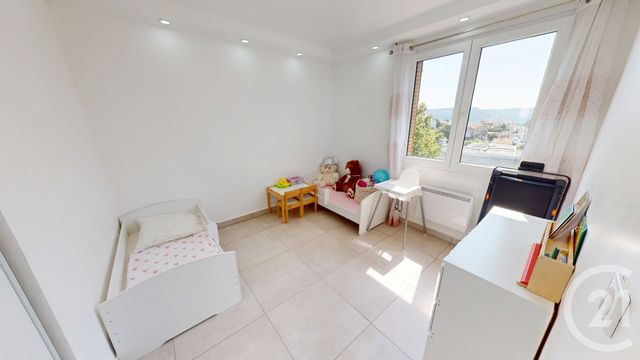 Appartement F4 &agrave; louer - 4 pi&egrave;ces - 65 m2 - Besancon - 25 - FRANCHE-COMTE