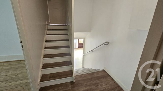 Maison &agrave; louer - 4 pi&egrave;ces - 94 m2 - Noironte - 25 - FRANCHE-COMTE