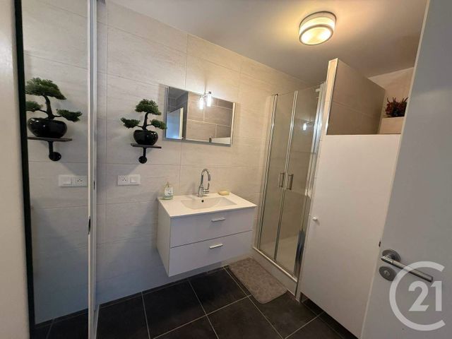Appartement F4 &agrave; vendre - 4 pi&egrave;ces - 82 m2 - Chalezeule - 25 - FRANCHE-COMTE