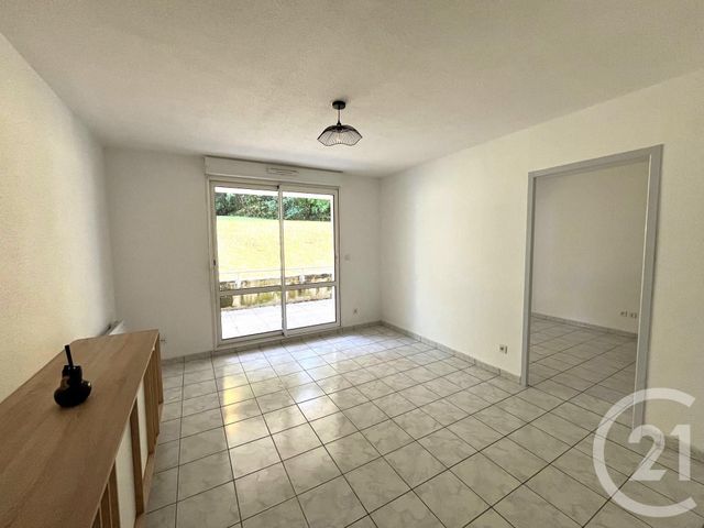 Appartement T2 &agrave; louer - 2 pi&egrave;ces - 35,35 m2 - Besancon - 25 - FRANCHE-COMTE