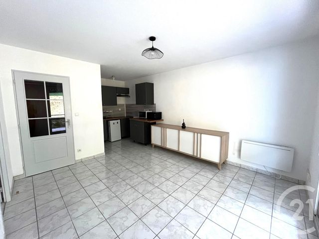 Appartement T2 &agrave; louer - 2 pi&egrave;ces - 35,35 m2 - Besancon - 25 - FRANCHE-COMTE