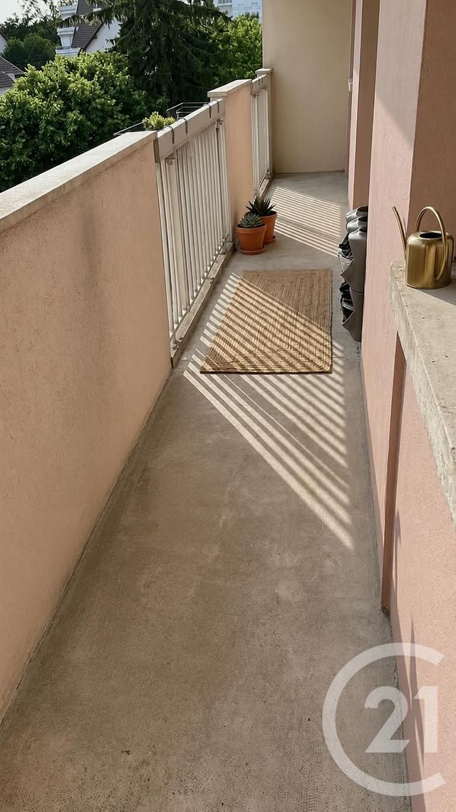 Appartement F4 &agrave; louer - 4 pi&egrave;ces - 68,12 m2 - Besancon - 25 - FRANCHE-COMTE