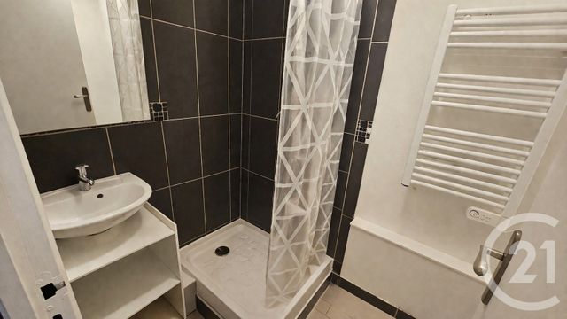 Appartement F1 bis &agrave; louer - 2 pi&egrave;ces - 32,39 m2 - Besancon - 25 - FRANCHE-COMTE