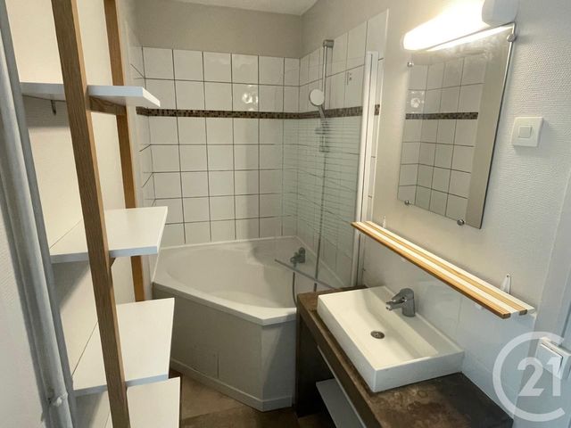 Appartement F3 &agrave; louer - 3 pi&egrave;ces - 68 m2 - Besancon - 25 - FRANCHE-COMTE