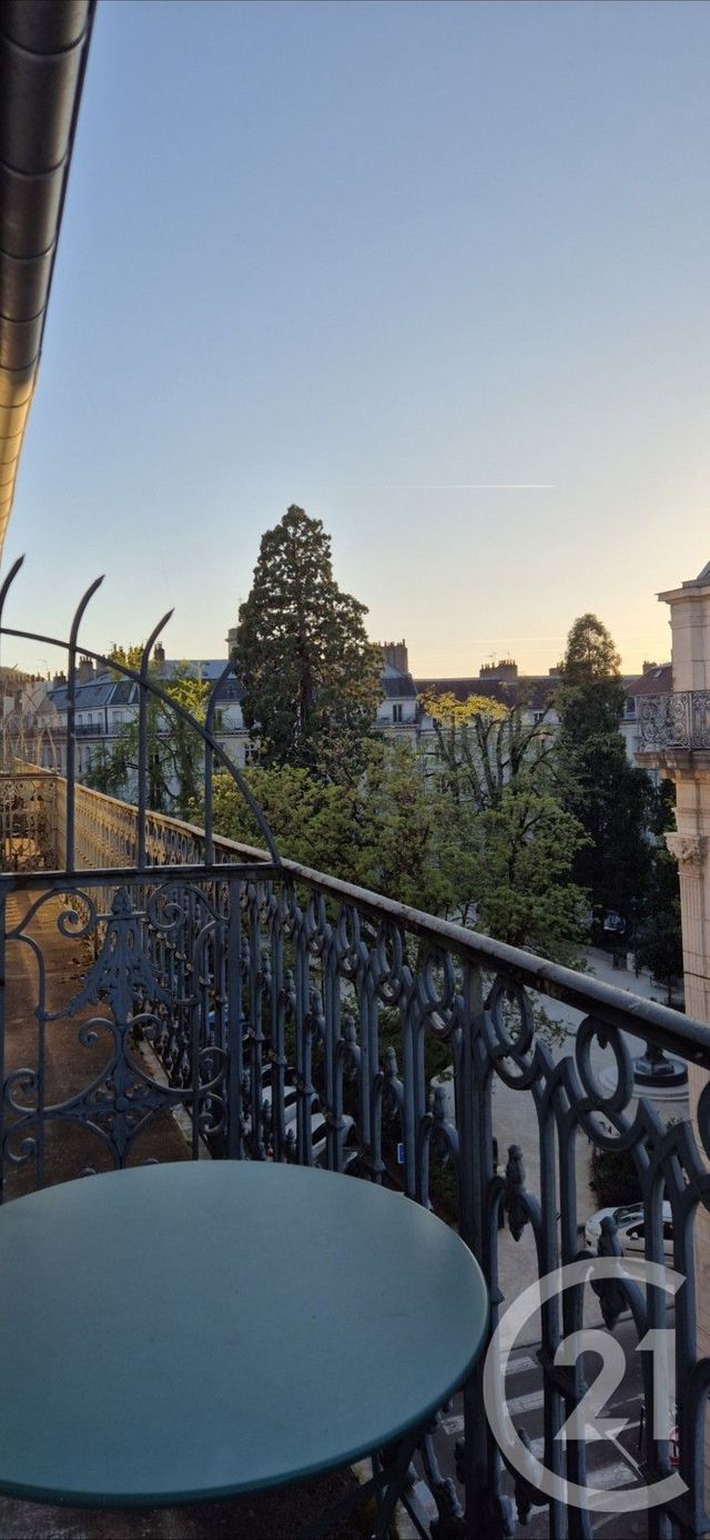 Appartement F3 &agrave; louer - 3 pi&egrave;ces - 71,31 m2 - Besancon - 25 - FRANCHE-COMTE