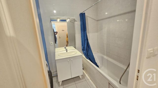 Appartement F3 &agrave; louer - 3 pi&egrave;ces - 69 m2 - Besancon - 25 - FRANCHE-COMTE