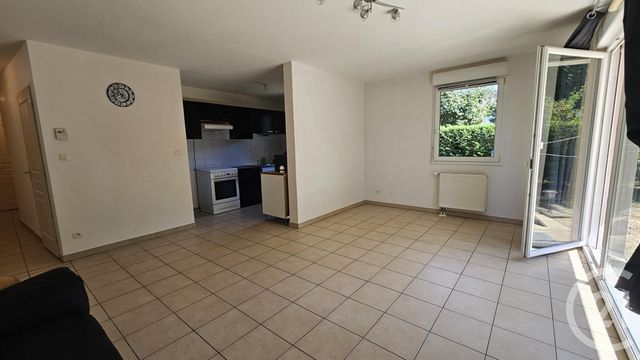 Appartement F3 &agrave; louer - 3 pi&egrave;ces - 69 m2 - Besancon - 25 - FRANCHE-COMTE