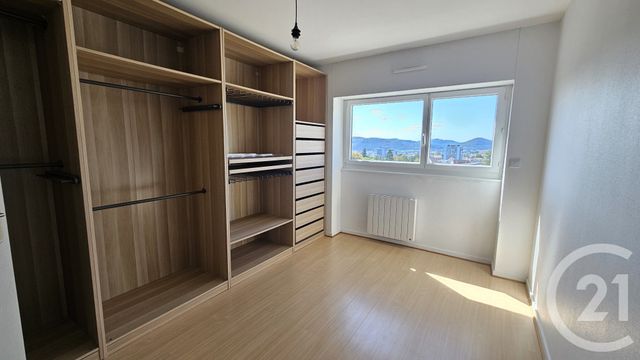 Appartement F3 &agrave; louer - 3 pi&egrave;ces - 73,50 m2 - Besancon - 25 - FRANCHE-COMTE