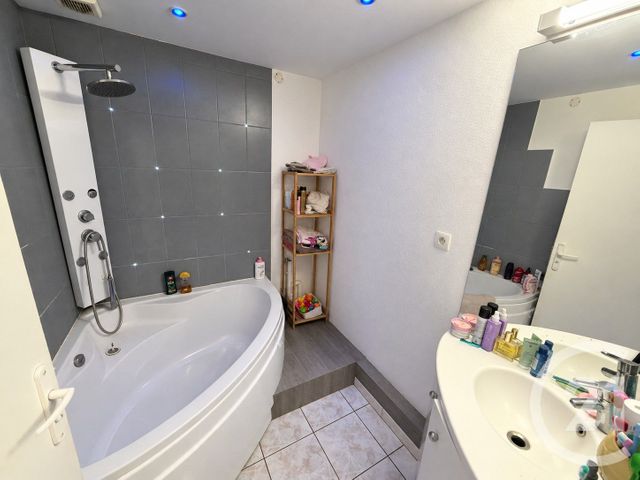 Appartement F4 &agrave; vendre - 4 pi&egrave;ces - 92,65 m2 - Besancon - 25 - FRANCHE-COMTE