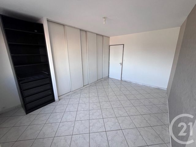 Appartement T2 &agrave; louer - 2 pi&egrave;ces - 63,98 m2 - Besancon - 25 - FRANCHE-COMTE