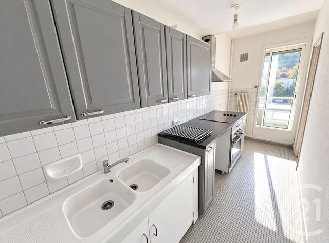 Appartement T2 &agrave; louer - 2 pi&egrave;ces - 63,98 m2 - Besancon - 25 - FRANCHE-COMTE