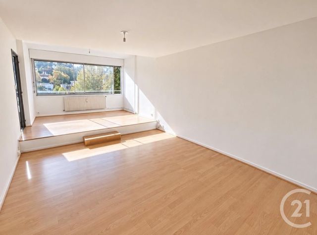 Appartement T2 &agrave; louer - 2 pi&egrave;ces - 63,98 m2 - Besancon - 25 - FRANCHE-COMTE