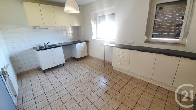 Appartement &agrave; louer - 3 pi&egrave;ces - 67,02 m2 - Pugey - 25 - FRANCHE-COMTE