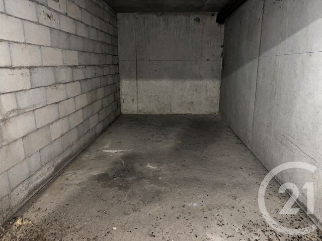 Parking &agrave; louer - 12 m2 - Besancon - 25 - FRANCHE-COMTE