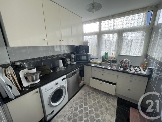 Appartement F4 &agrave; vendre - 4 pi&egrave;ces - 67,22 m2 - Evry - 91 - ILE-DE-FRANCE