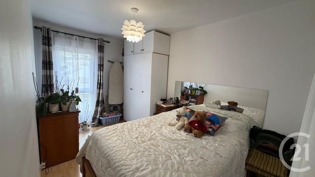 Appartement F4 à vendre - 4 pièces - 76,65 m2 - Evry - 91 - ILE-DE-FRANCE