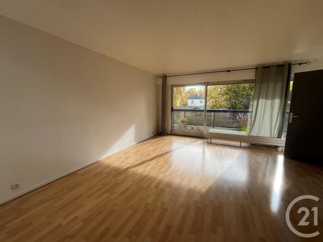 Appartement à vendre - 4 pièces - 75,11 m2 - Evry - 91 - ILE-DE-FRANCE