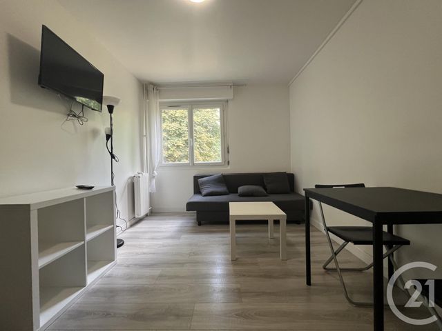Appartement Chambre &agrave; louer - 1 pi&egrave;ce - 13 m2 - Evry - 91 - ILE-DE-FRANCE