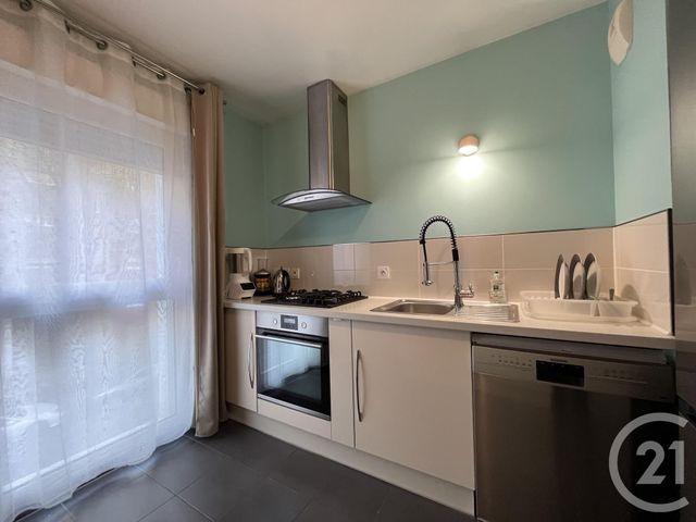 Appartement F3 à vendre - 3 pièces - 63,60 m2 - Evry - 91 - ILE-DE-FRANCE