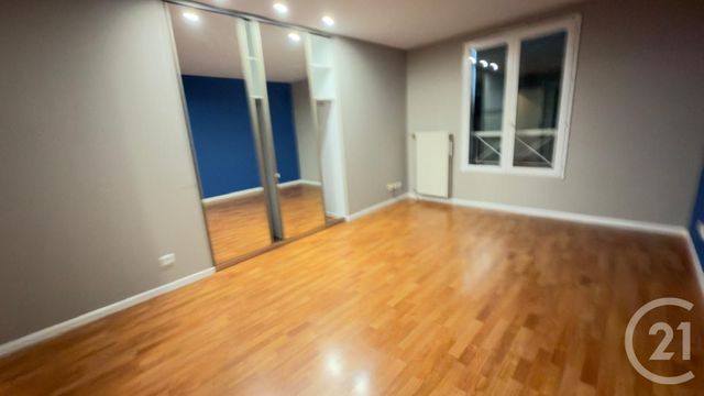 Maison à vendre - 6 pièces - 137 m2 - Courcouronnes - 91 - ILE-DE-FRANCE