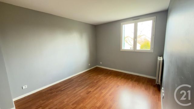 Maison à vendre - 6 pièces - 137 m2 - Courcouronnes - 91 - ILE-DE-FRANCE