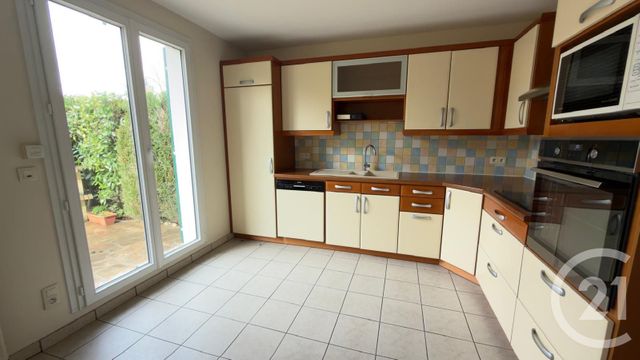 Maison à vendre - 6 pièces - 137 m2 - Courcouronnes - 91 - ILE-DE-FRANCE