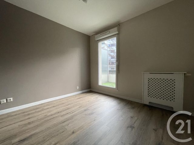 Appartement F2 à vendre - 2 pièces - 42,20 m2 - Evry - 91 - ILE-DE-FRANCE