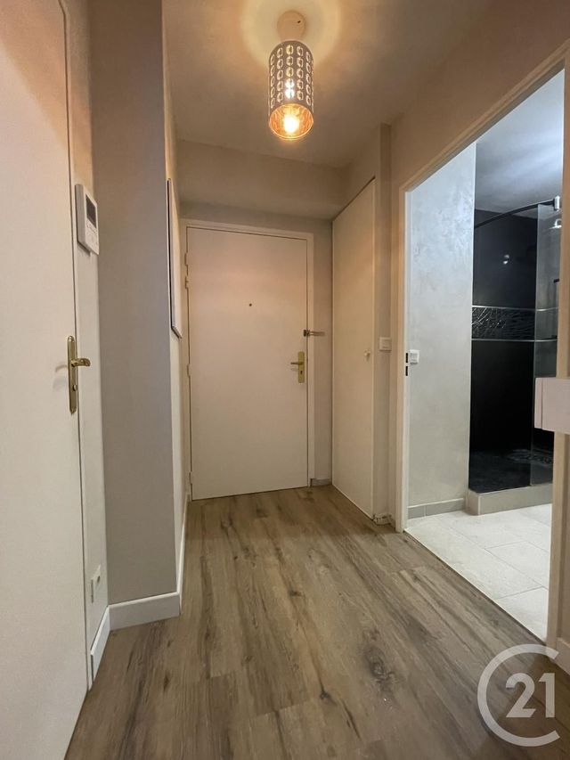 Appartement F2 à vendre - 2 pièces - 42,20 m2 - Evry - 91 - ILE-DE-FRANCE