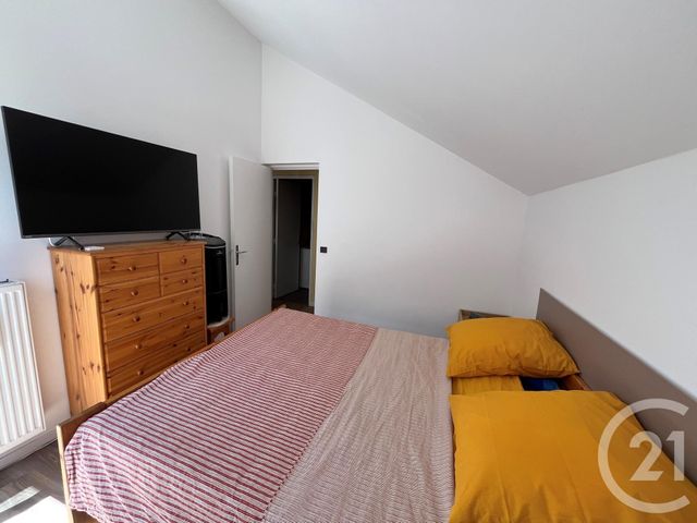 Appartement F4 à vendre - 4 pièces - 81 m2 - Evry - 91 - ILE-DE-FRANCE