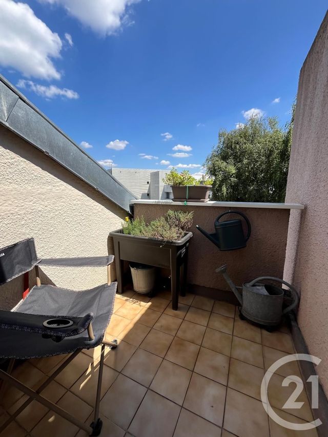 Appartement F4 à vendre - 4 pièces - 81 m2 - Evry - 91 - ILE-DE-FRANCE