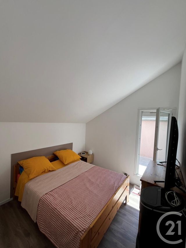 Appartement F4 à vendre - 4 pièces - 81 m2 - Evry - 91 - ILE-DE-FRANCE