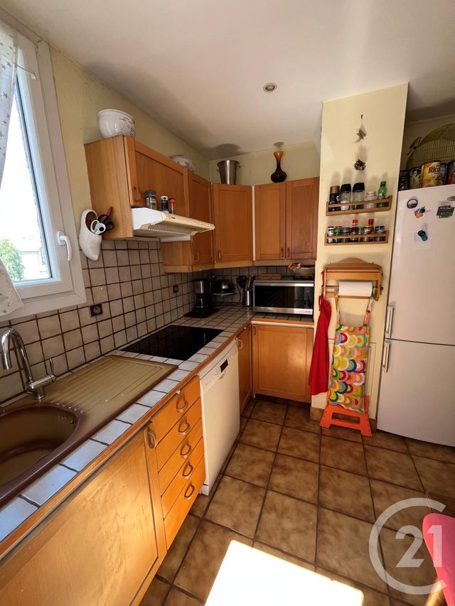 Appartement F4 à vendre - 4 pièces - 81 m2 - Evry - 91 - ILE-DE-FRANCE